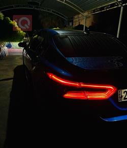 تۆیۆتا کامری